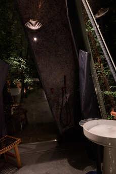 House for two in the forest, Kyiv - apartment by the day