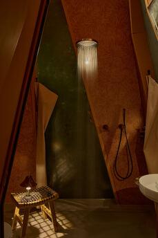 Little house for repairs in the forest at VDNG, Kyiv - apartment by the day
