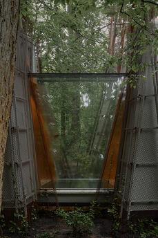 Little house for repairs in the forest at VDNG, Kyiv - apartment by the day