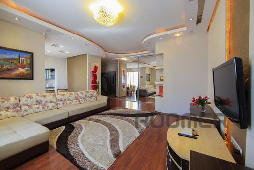 Luxury 3-bedroom in the new world, Astana - apartment by the day