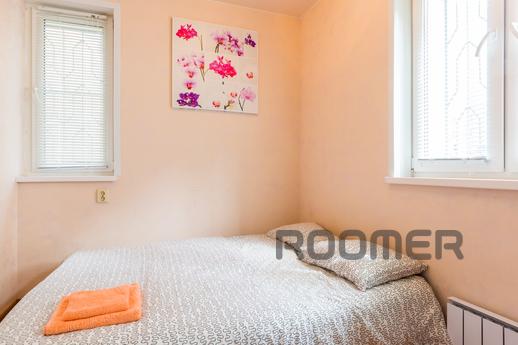Rent one-bedroom studio apartment for adults serious people.
