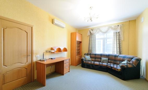 Luxury apartment in the center of Moscow, Moscow - apartment by the day