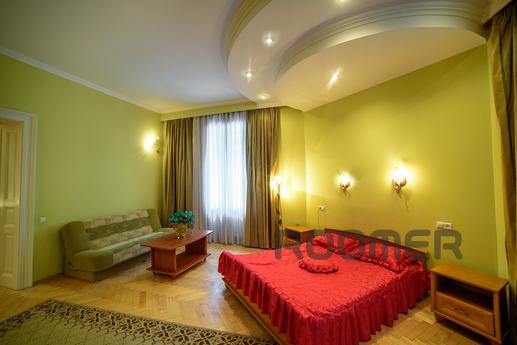 Apartment in the city center, Lviv - apartment by the day