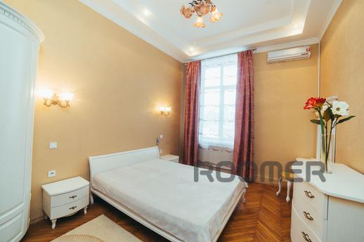 4 komnatnaya VIP-apartment, Lviv - apartment by the day