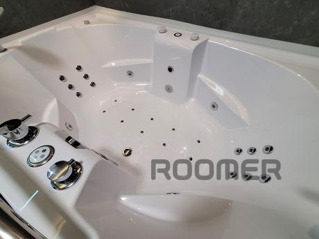 Jacuzzi, sauna, round bed, fireplace., Krasnoyarsk - apartment by the day