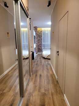 Jacuzzi, sauna, round bed, fireplace., Krasnoyarsk - apartment by the day