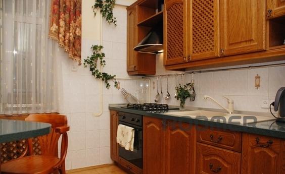 Чистая и просторная квартира посуточно в Белгороде. Есть все