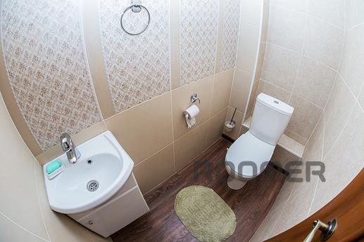 Cozy close to the metro. 73 sq.m. Wi-Fi, Novosibirsk - apartment by the day
