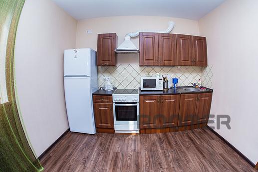 Cozy close to the metro. 73 sq.m. Wi-Fi, Novosibirsk - apartment by the day