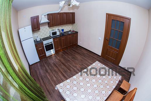 Cozy close to the metro. 73 sq.m. Wi-Fi, Novosibirsk - apartment by the day