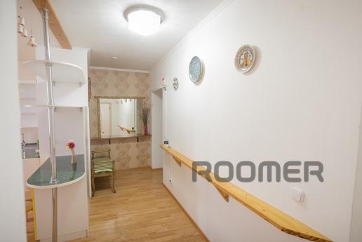 2-х комнатная, Розыбакиева 289/1 (77), Алматы - квартира посуточно