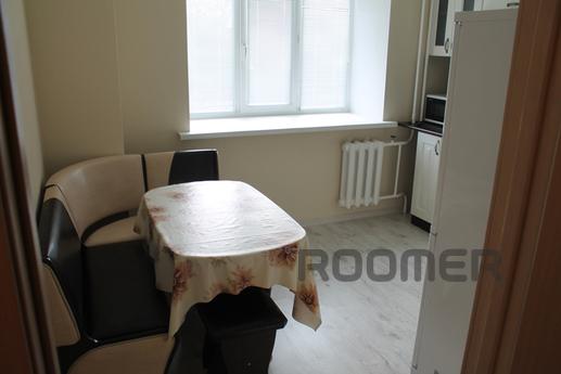 One bedroom apartment in the center, Tyumen - apartment by the day