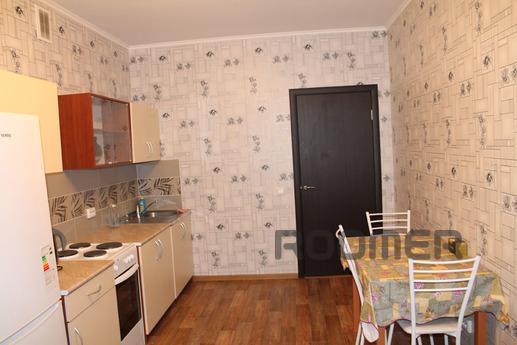 One-bedroom apartment in the center, Tyumen - apartment by the day