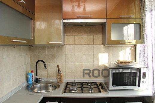 Nice 2 bedroom apartment in the center, Karaganda - apartment by the day
