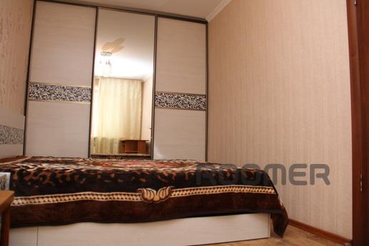 Cozy 2-bedroom apartment, Karaganda - apartment by the day