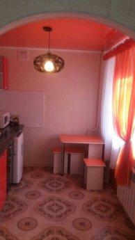 Amazing 1 bedroom apartment!, Karaganda - apartment by the day
