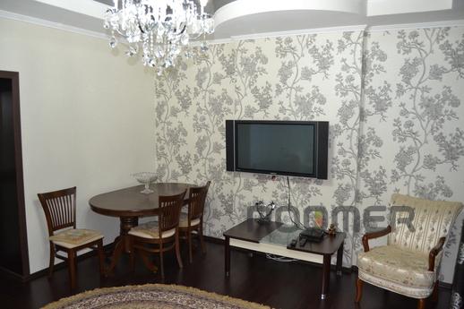 Luxury one-bedroom apartment with all amenities for living.