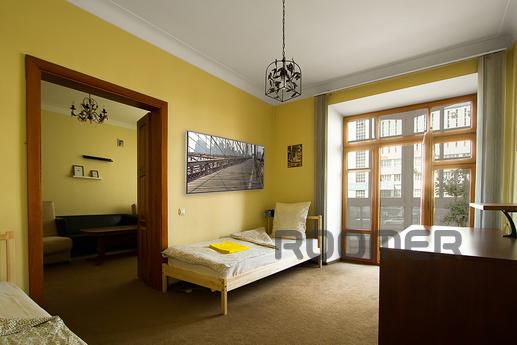 Two-room apartment for rent! Centre, Yekaterinburg - apartment by the day
