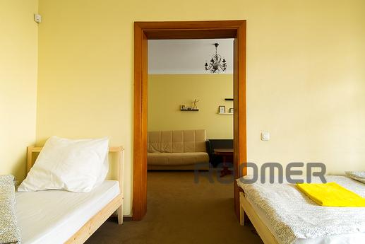 Two-room apartment for rent! Centre, Yekaterinburg - apartment by the day