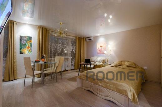 Photo match. Daily rent a cozy one-bedroom apartment near th