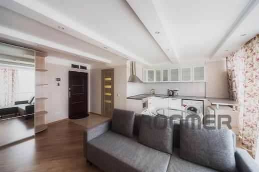 Luxury apartment near the metro, Moscow - apartment by the day