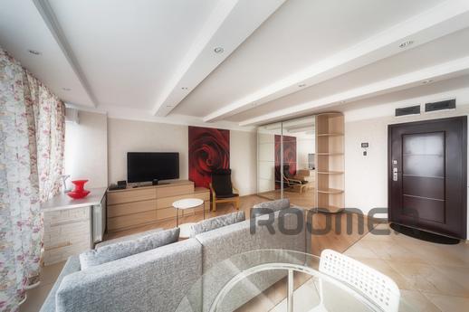 Luxury apartment near the metro, Moscow - apartment by the day