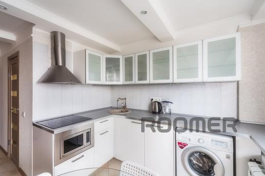 Luxury apartment near the metro, Moscow - apartment by the day