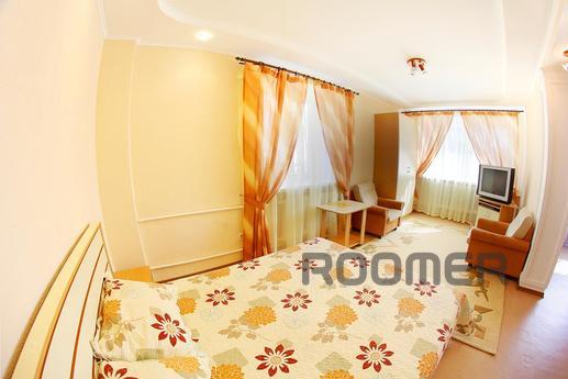apartment in the centre, Karaganda - apartment by the day