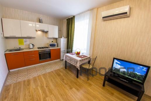 On the day rent studio apartment with a contemporary Europea