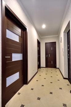 Spacious one bedroom apartment, Krasnodar - apartment by the day