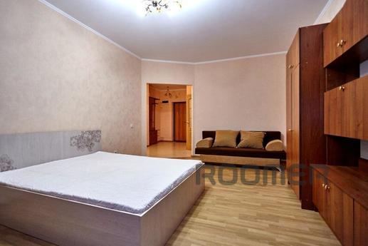 One bedroom apartment in the center, Krasnodar - apartment by the day