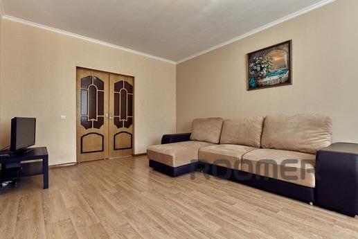 Cozy 2 bedroom apartment, Krasnodar - apartment by the day