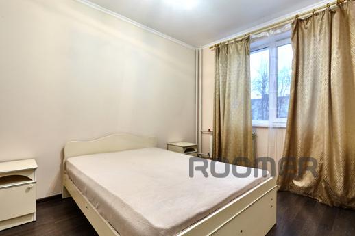 Comfortable 3-bedroom apartment, Krasnodar - apartment by the day