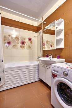 Cozy 2 bedroom apartment, Krasnodar - apartment by the day