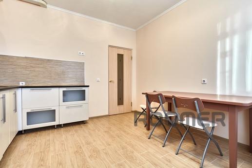 Cozy 1-bedroom apartment, Krasnodar - apartment by the day