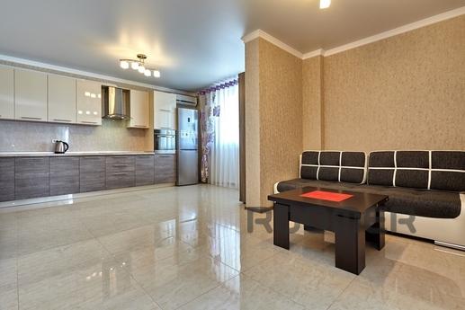 Daily st. Filatova 19/1, Krasnodar - apartment by the day