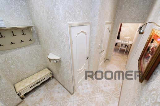 Rent for days and hours in  center, Kazan - apartment by the day