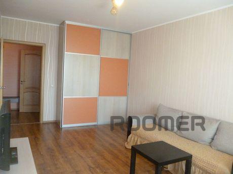 A cozy apartment in a new building., Novosibirsk - apartment by the day