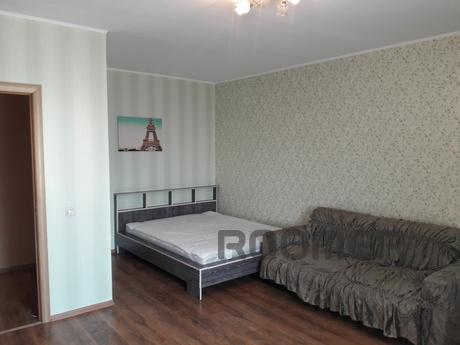 Уютная квартира в новом доме, Новосибирск - квартира посуточно
