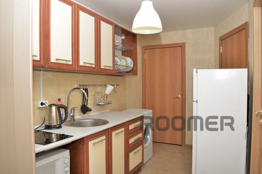 Large spacious apartment, Novosibirsk - apartment by the day