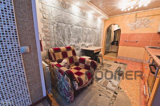 apartment with designer renovation, Saratov - apartment by the day