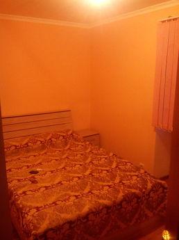 2-комнатная на Жарокова, Алматы - квартира посуточно