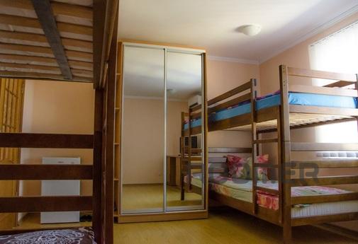 Hostel Monroe, Simferopol - apartment by the day