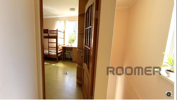 Hostel Monroe, Simferopol - apartment by the day