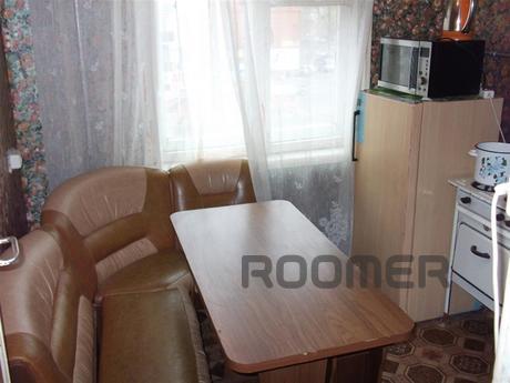 Cozy apartment for an attractive price, Krasnoyarsk - apartment by the day