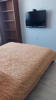 Cool apartment near Auchan, Tyumen - apartment by the day