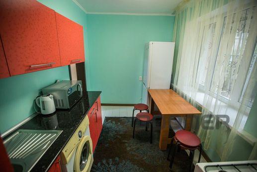 Снять 1-комнатную квартиру недорого, Алматы - квартира посуточно