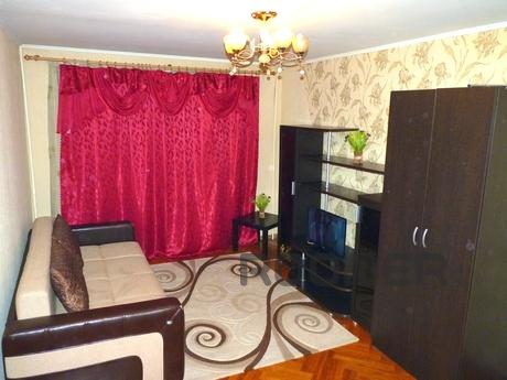 Clean and comfortable apartment in a walking distance of thr