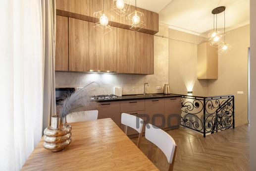 Avangard on Saint Teodora Sq. 2/2 Apart, Lviv - apartment by the day