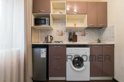 Marin Dom na Sacco and Vanzetti, 54, Yekaterinburg - apartment by the day